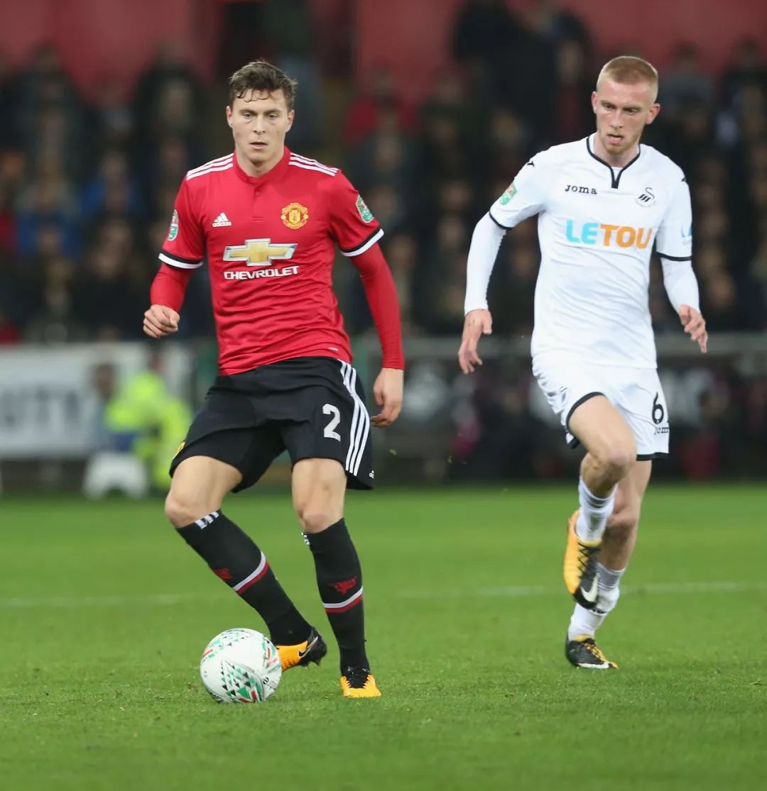 担任不同角 担任不同角